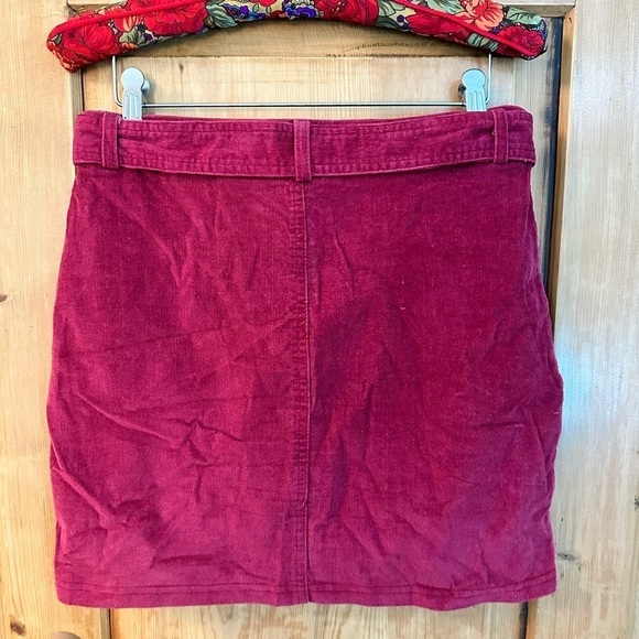 Women’s Raspberry Corduroy Mini Skirt. Bought in England - US Size 6 - Picture 7 of 10